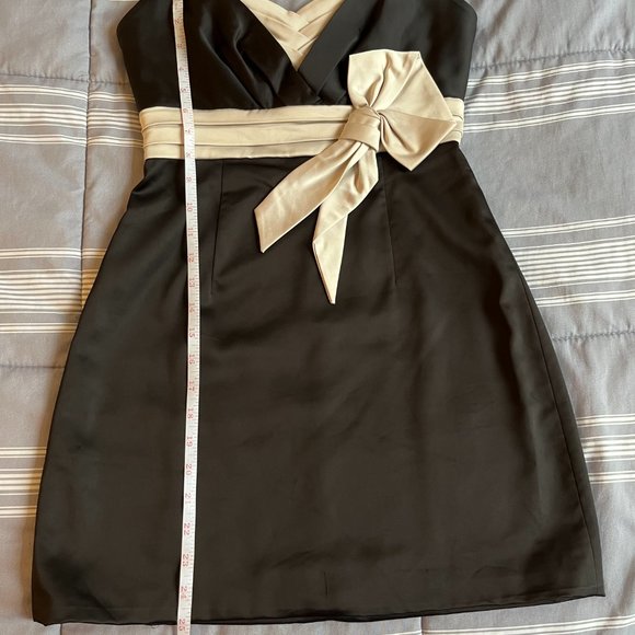 BCBGMaxAzria bow mini dress - Picture 4 of 16